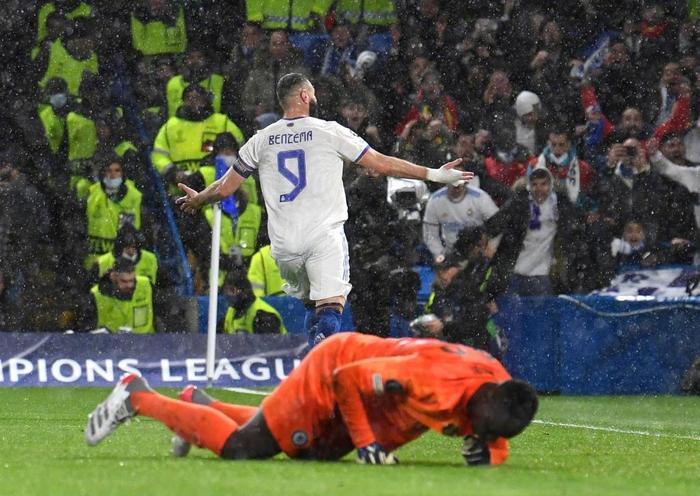 里斯米罗传球的简单介绍