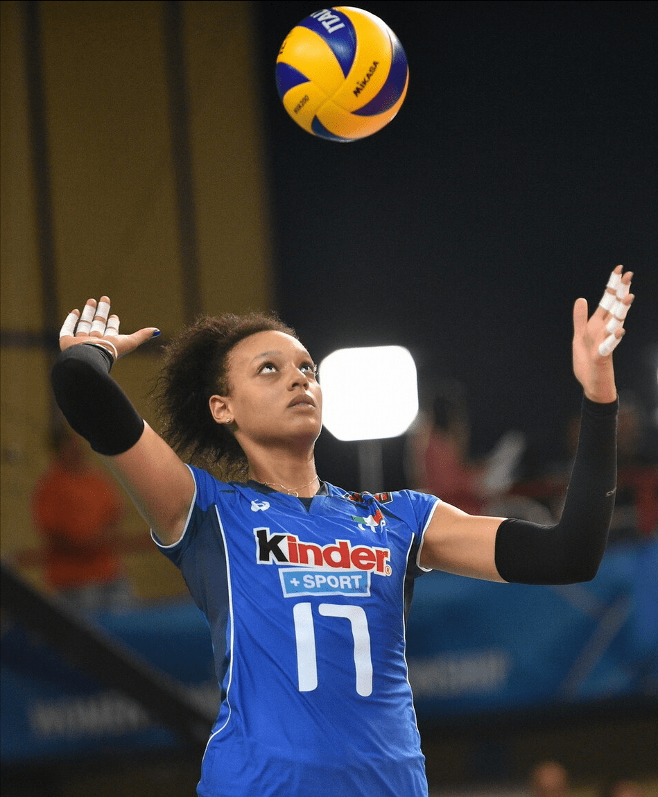 竞彩网首页-迪乌夫头球(迪乌夫 马内)